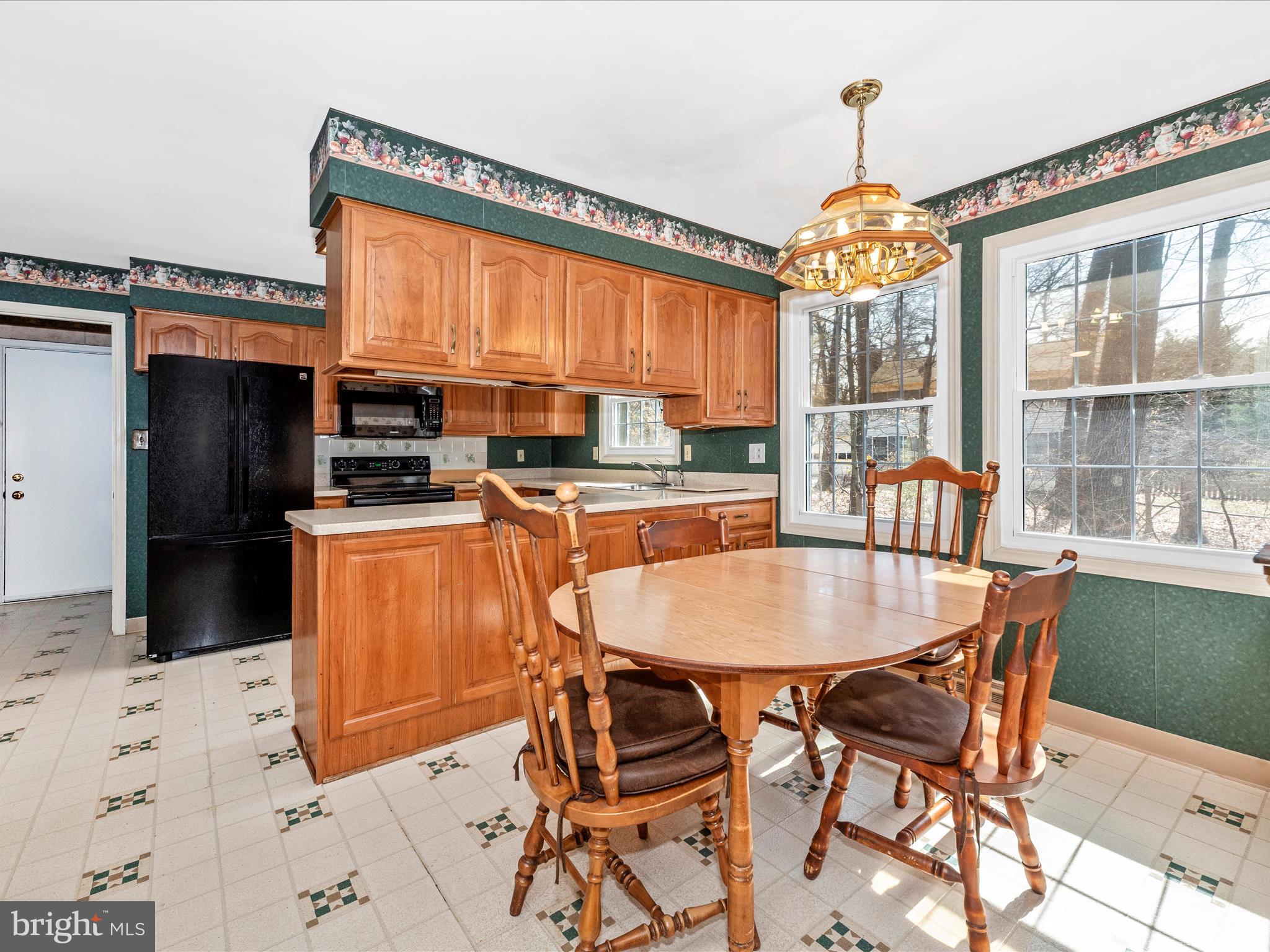 6160 CAMELBACK LANE