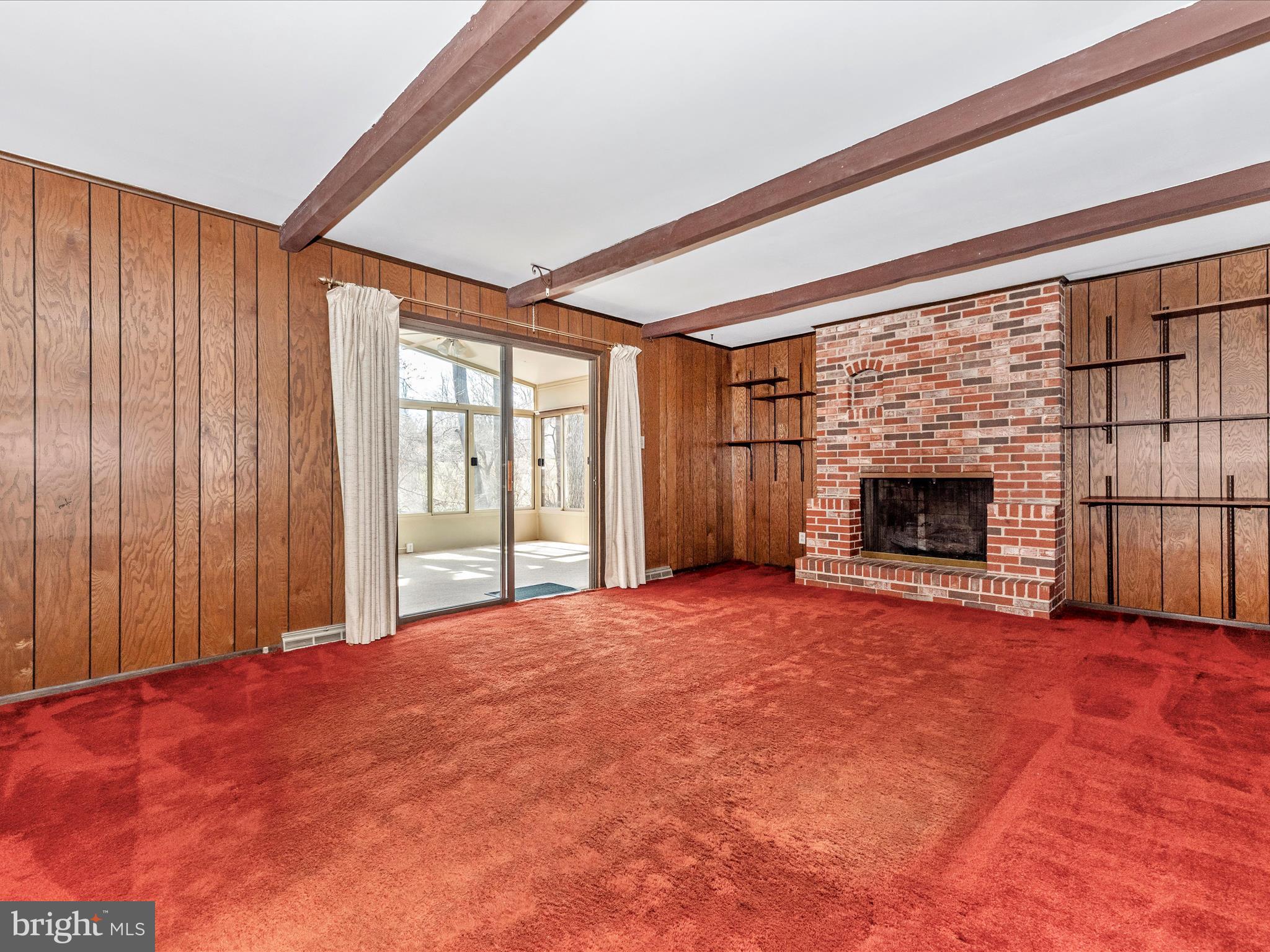 6160 CAMELBACK LANE