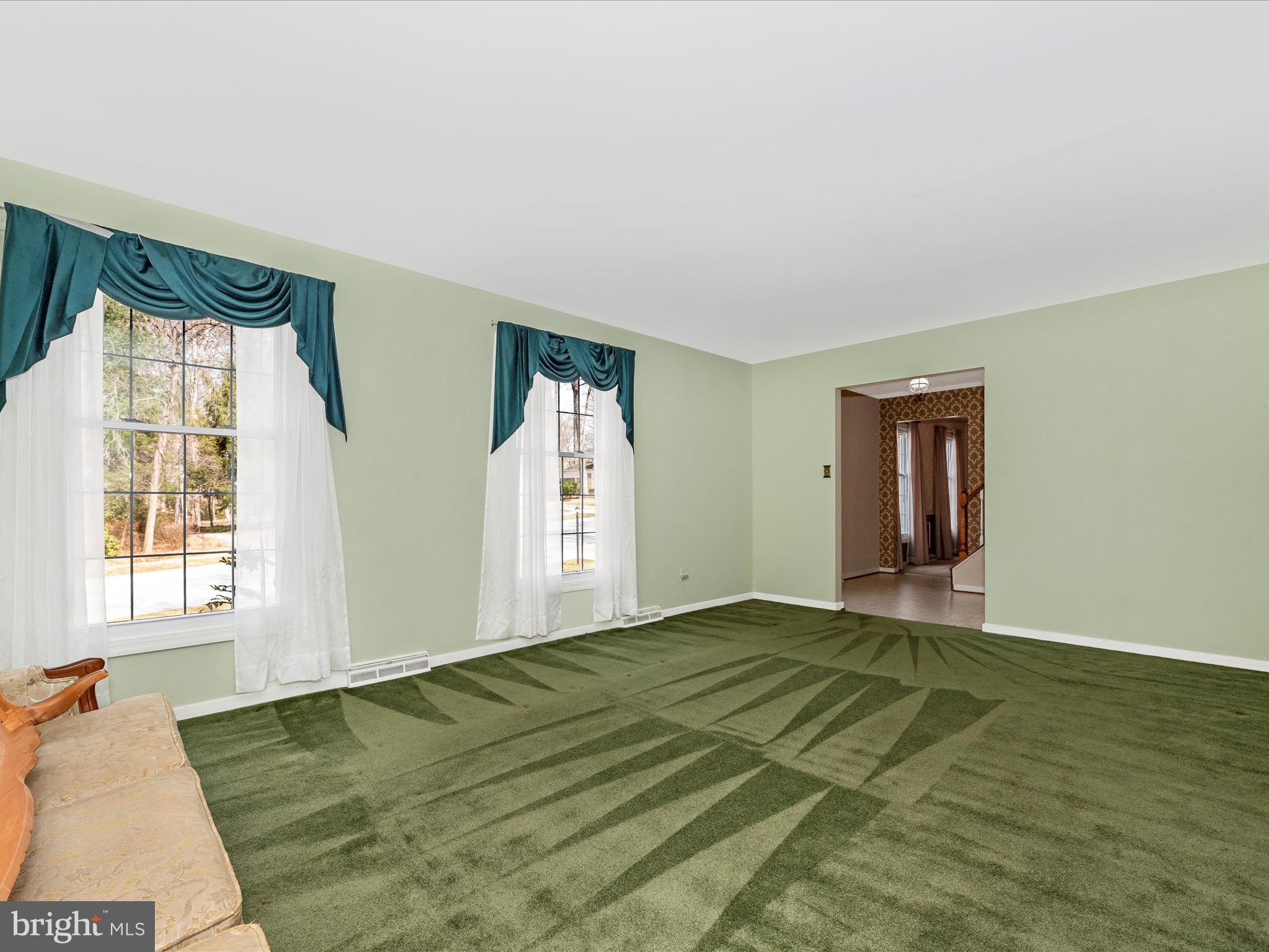 6160 CAMELBACK LANE