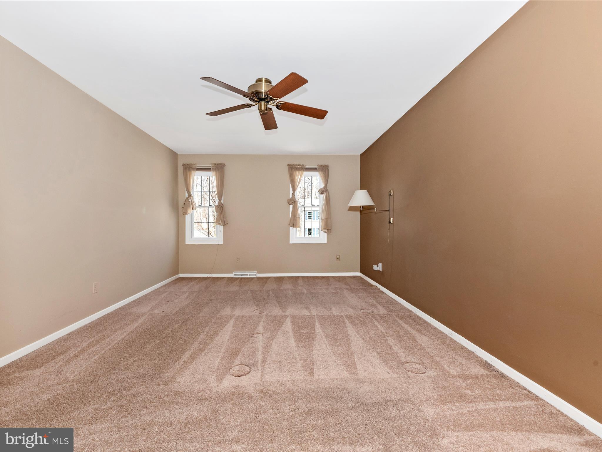 6160 CAMELBACK LANE
