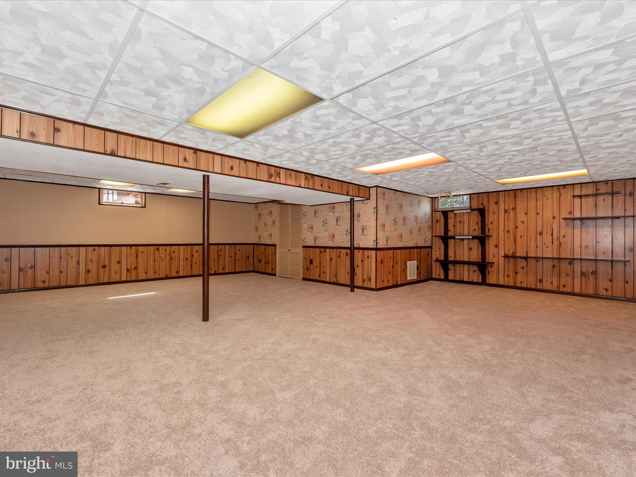 6160 CAMELBACK LANE