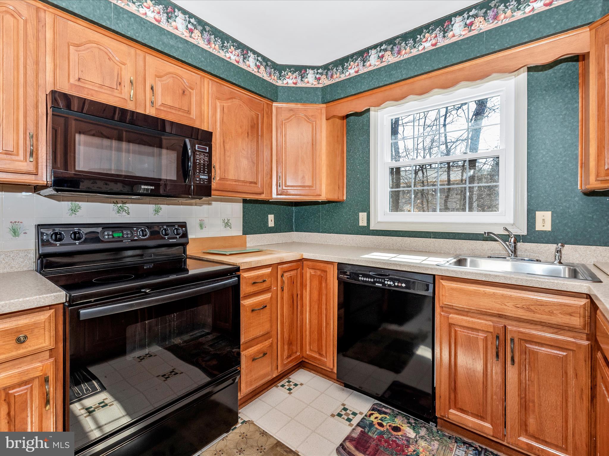 6160 CAMELBACK LANE