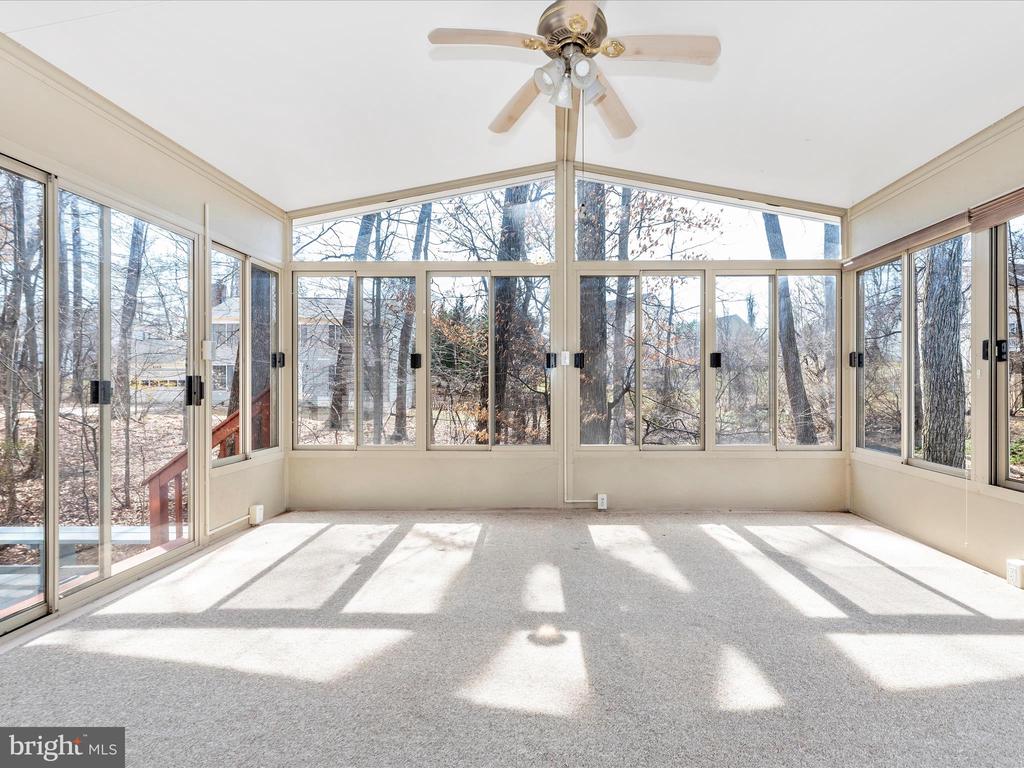 6160 CAMELBACK LANE