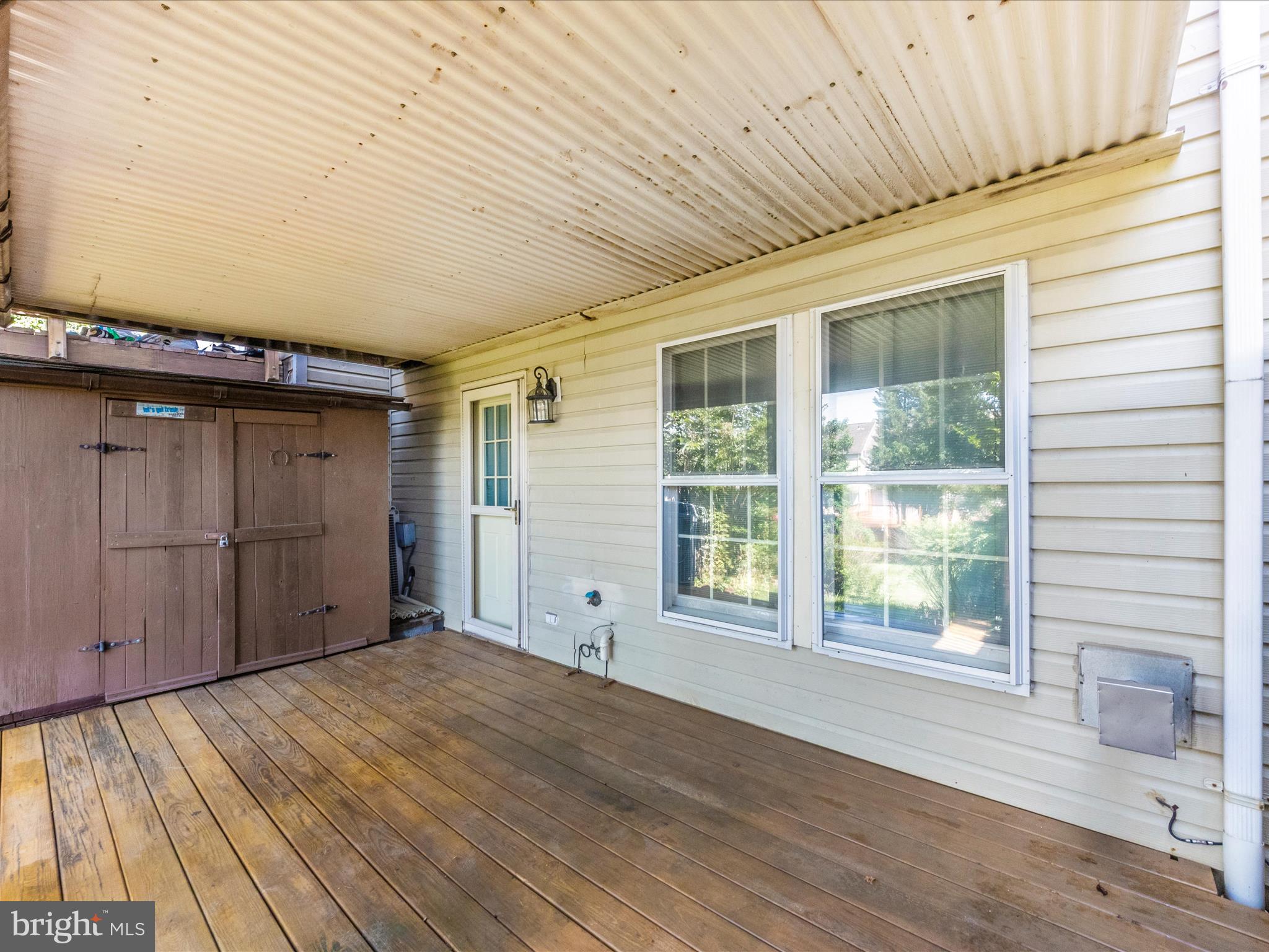 7904 BRIGHTMEADOW COURT