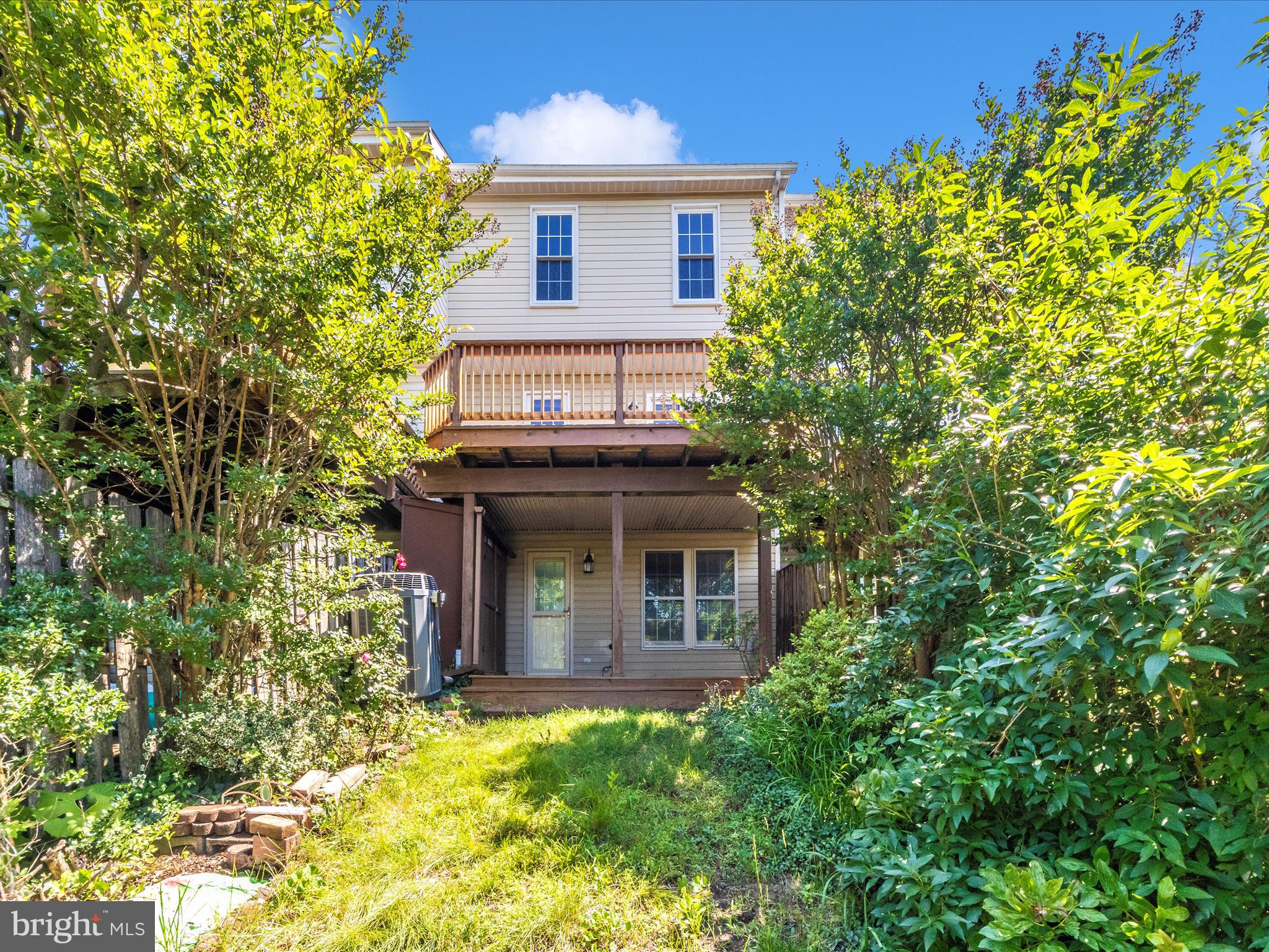 7904 BRIGHTMEADOW COURT