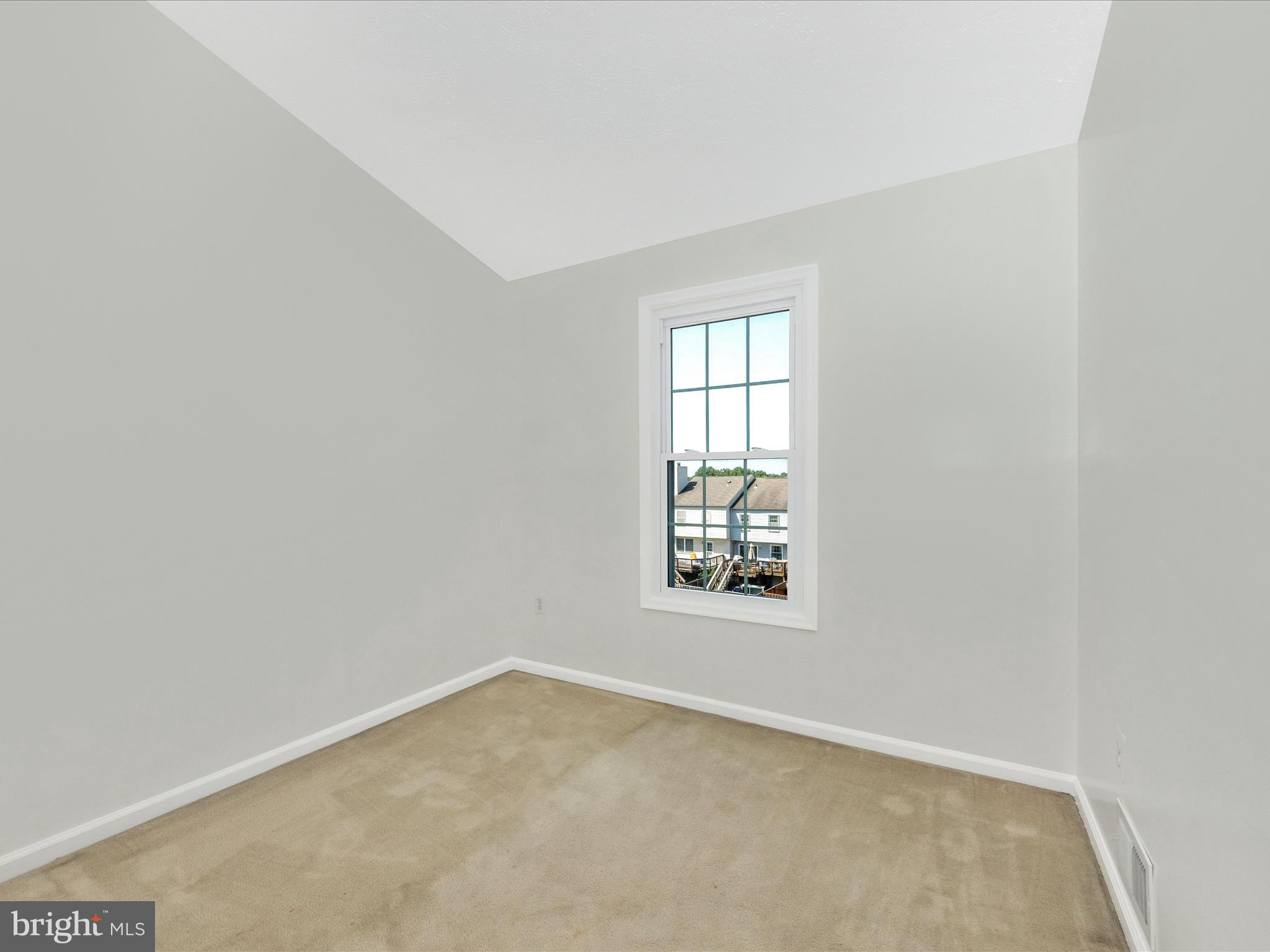 7904 BRIGHTMEADOW COURT