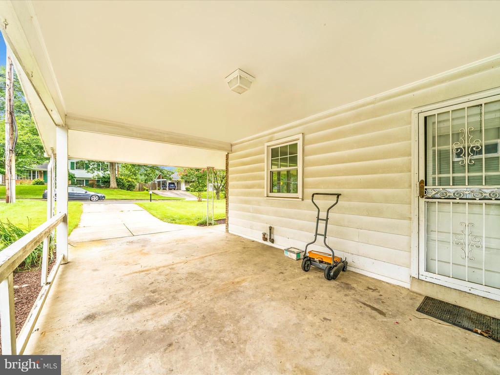 7019 FITZPATRICK DRIVE