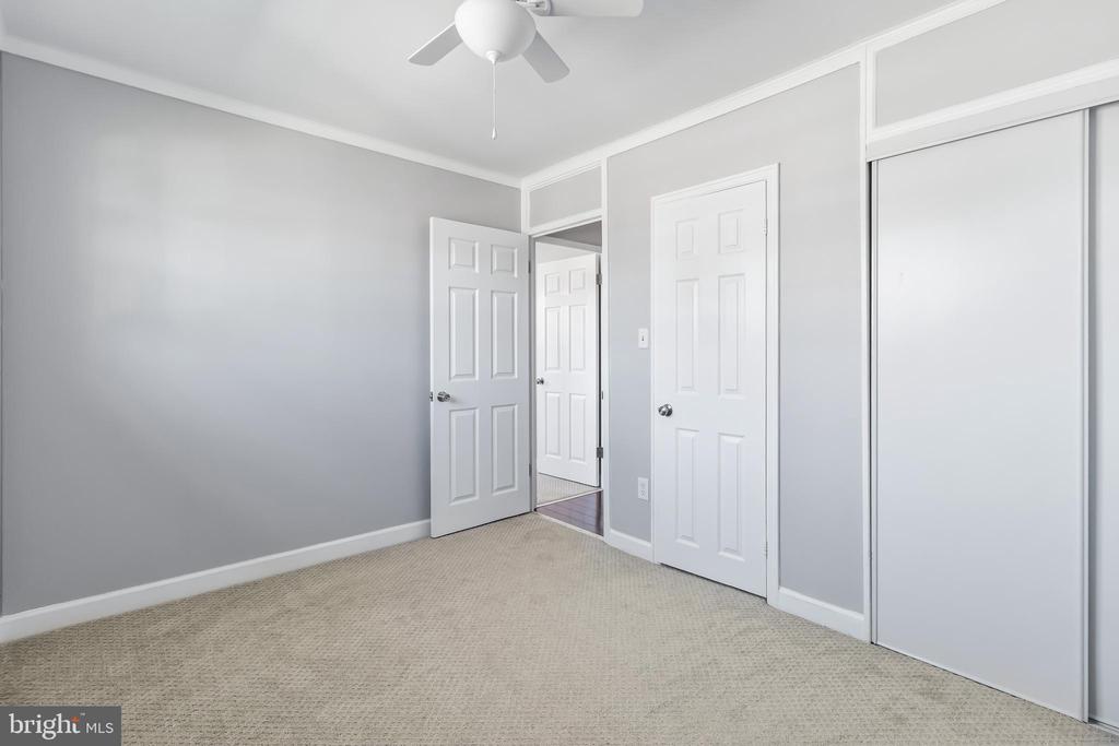 1000 8TH STREET