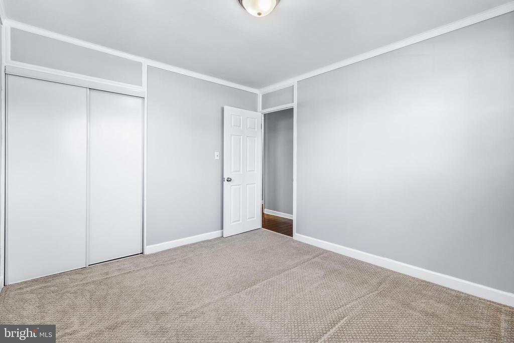 1000 8TH STREET