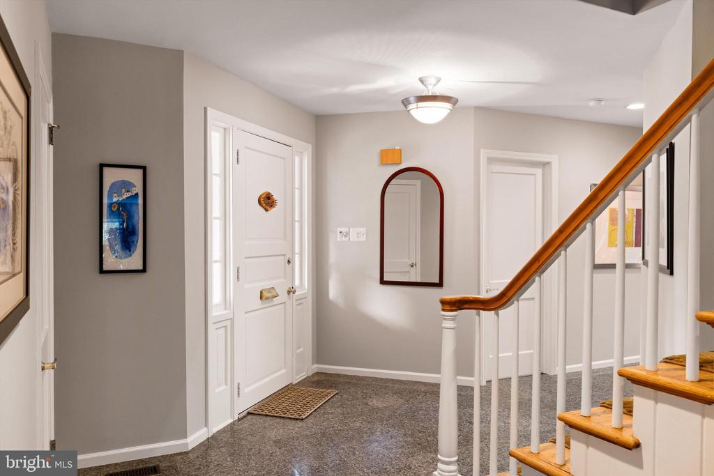 711 Lippincott Ave