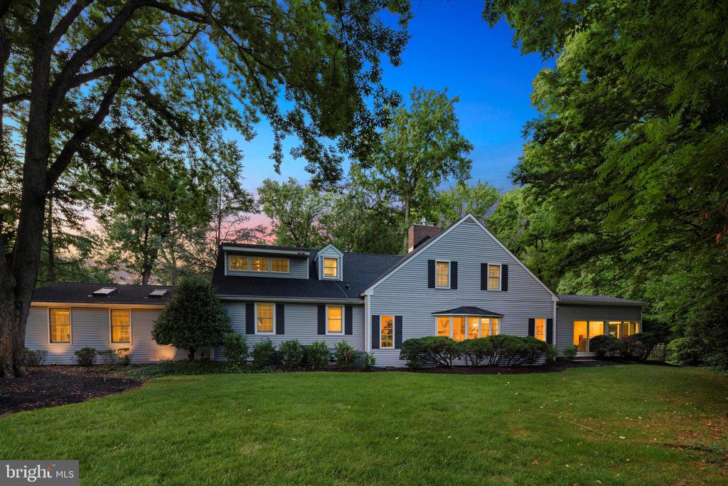 711 Lippincott Ave