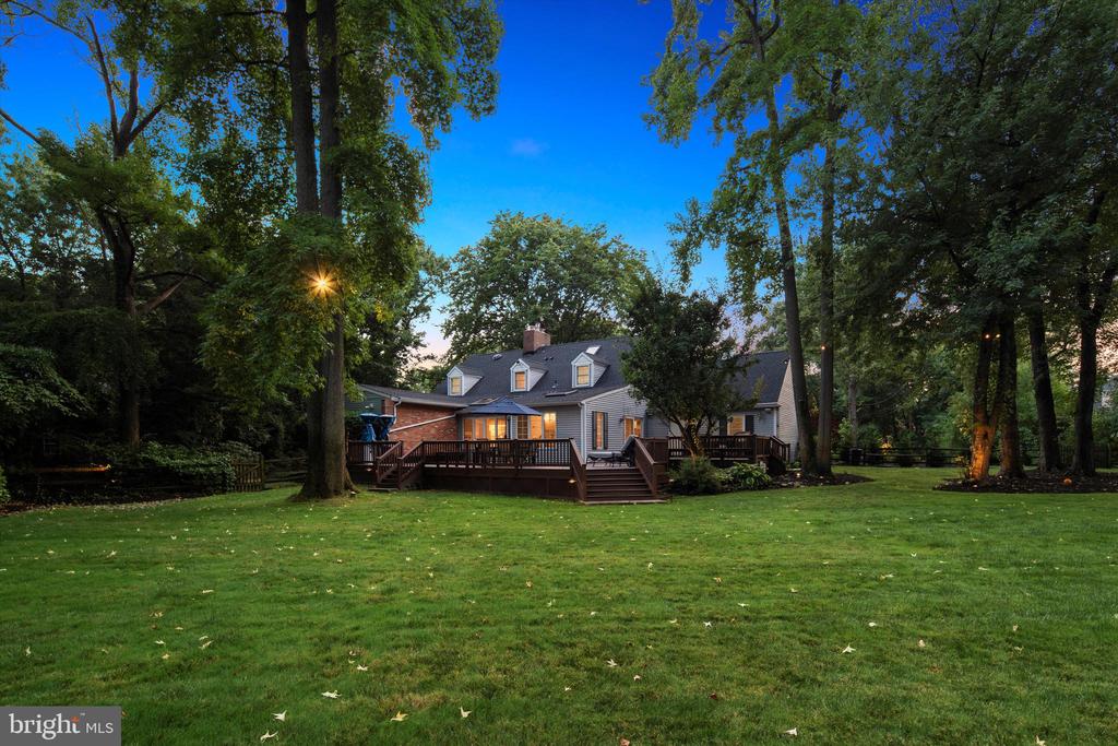 711 Lippincott Ave