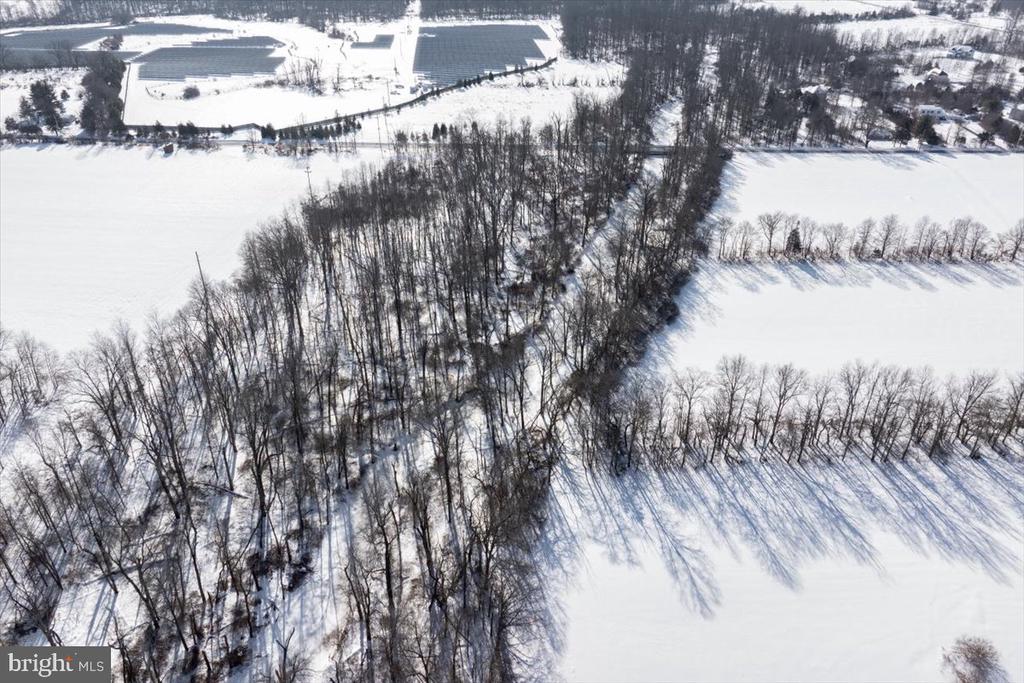 37 BARBERTOWN POINT BREEZE ROAD 3 LOT