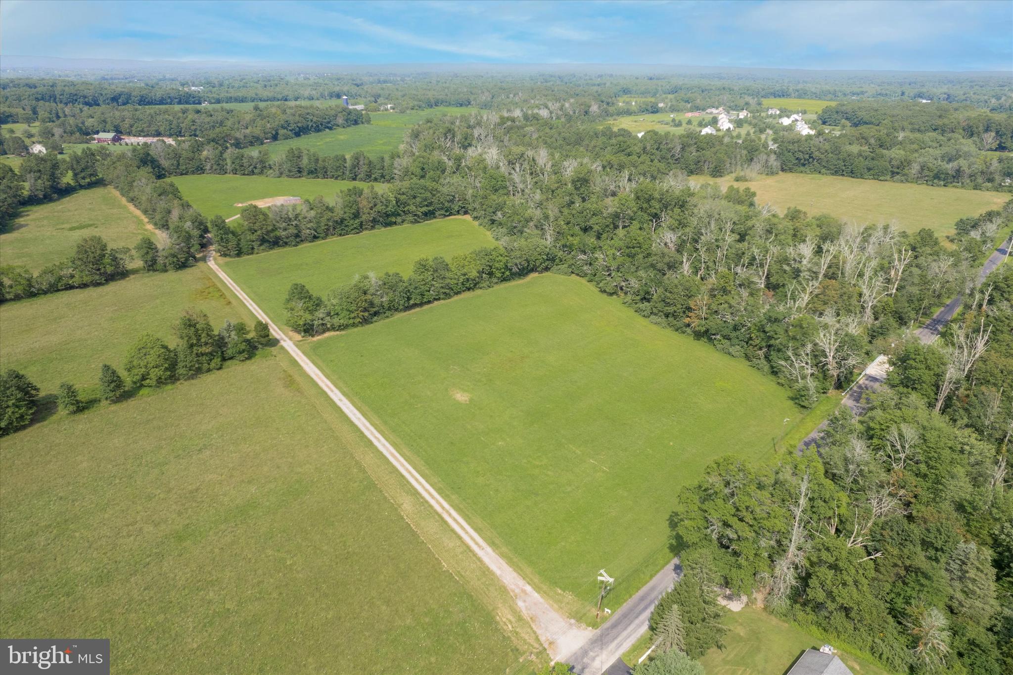 37 BARBERTOWN POINT BREEZE ROAD 3 LOT