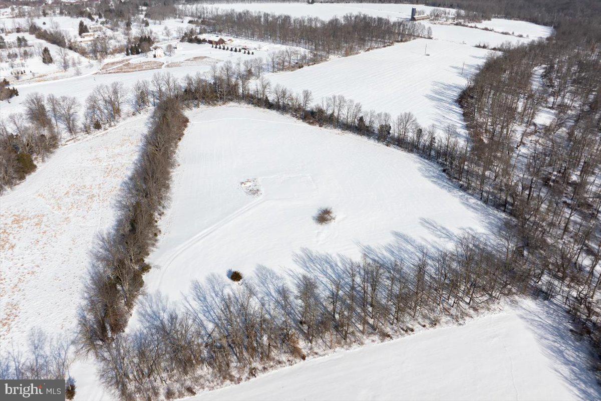 37 BARBERTOWN POINT BREEZE ROAD 3 LOT