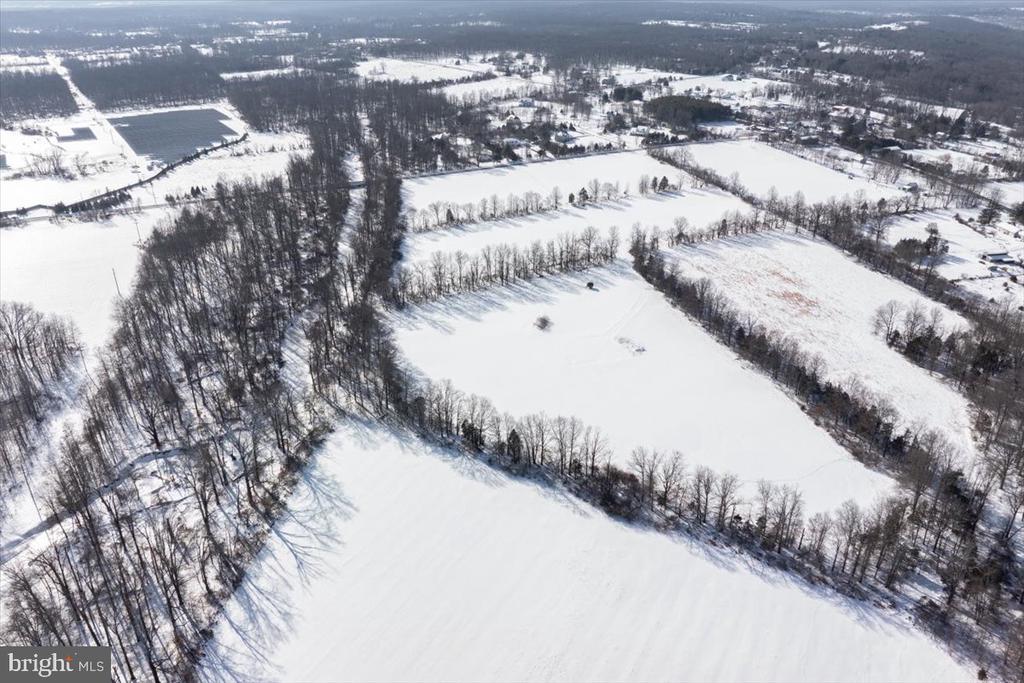 37 BARBERTOWN POINT BREEZE ROAD 3 LOT