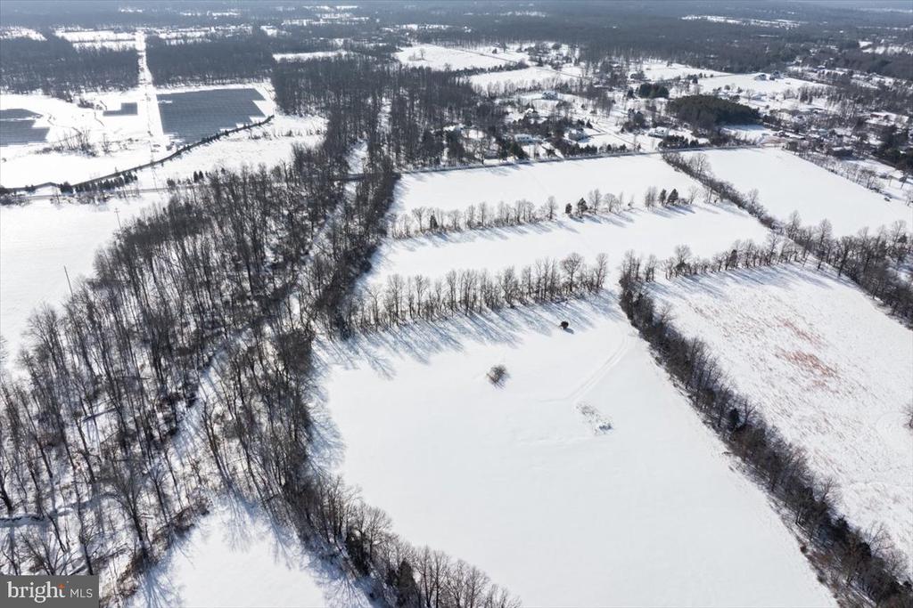 37 BARBERTOWN POINT BREEZE ROAD 3 LOT