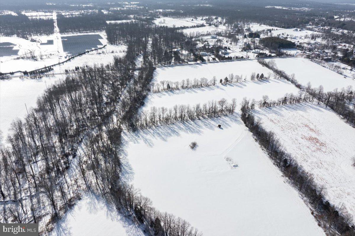 37 BARBERTOWN POINT BREEZE ROAD 3 LOT