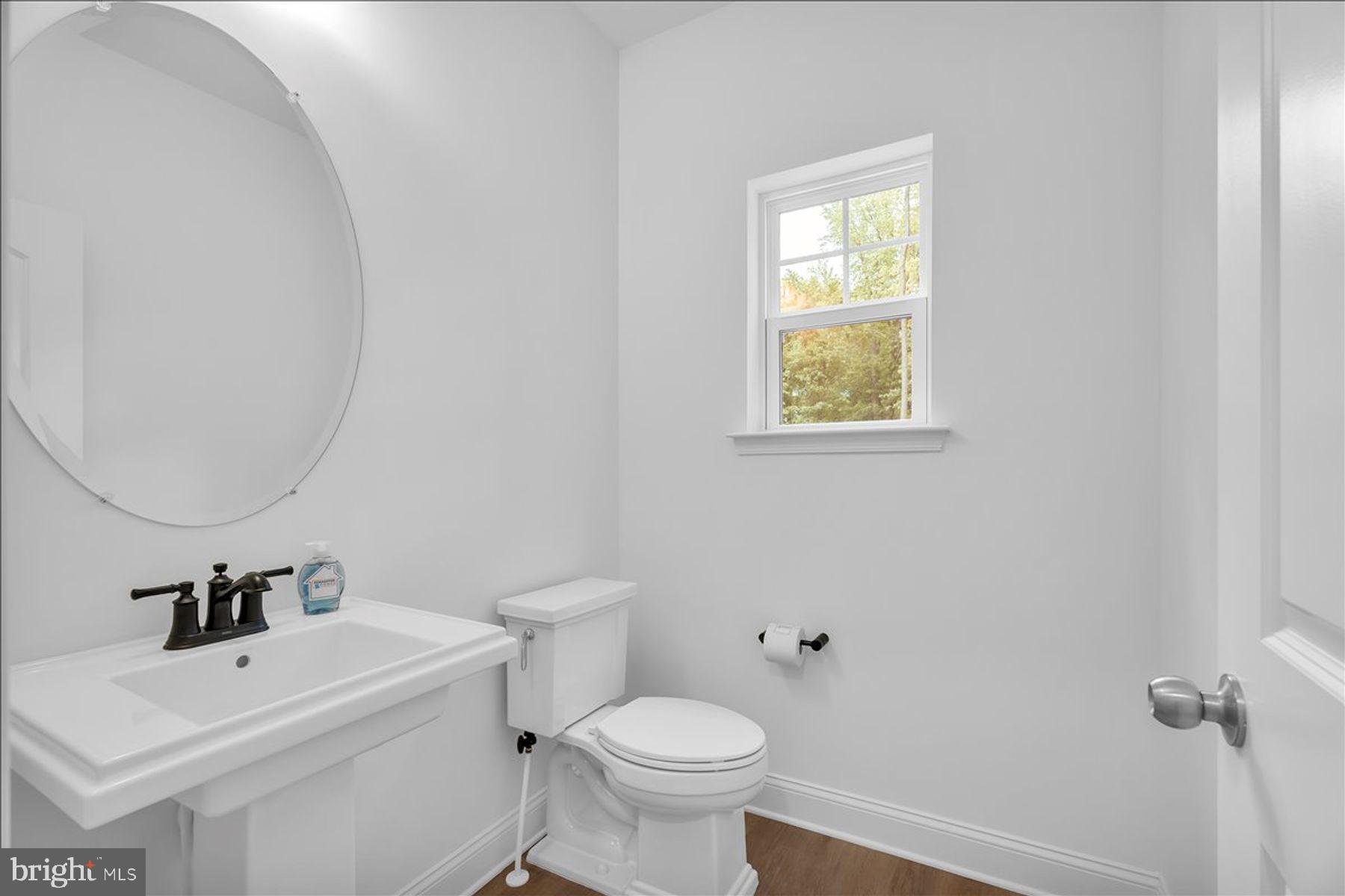 35 BARBERTOWN POINT BREEZE ROAD