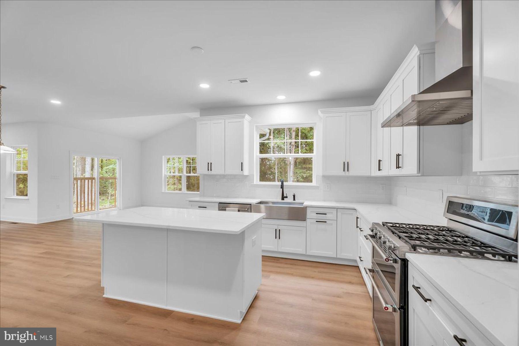 35 BARBERTOWN POINT BREEZE ROAD