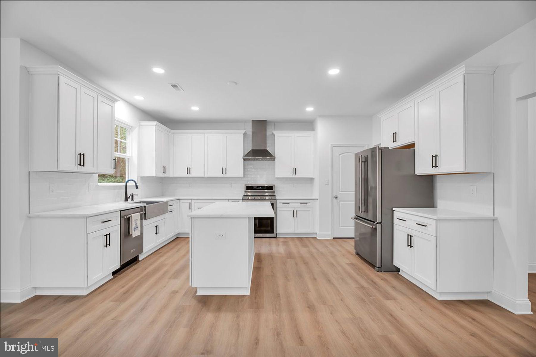 35 BARBERTOWN POINT BREEZE ROAD