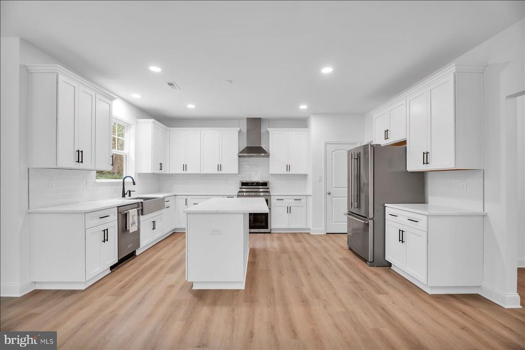 35 BARBERTOWN POINT BREEZE ROAD