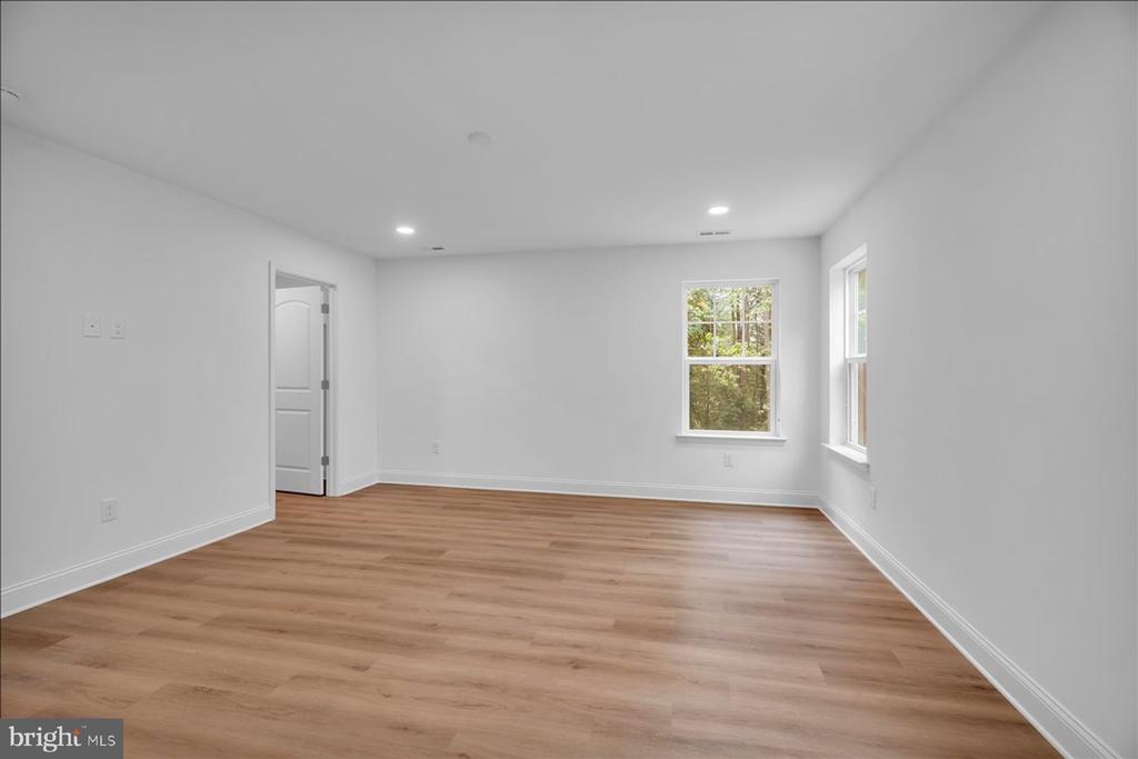 35 BARBERTOWN POINT BREEZE ROAD