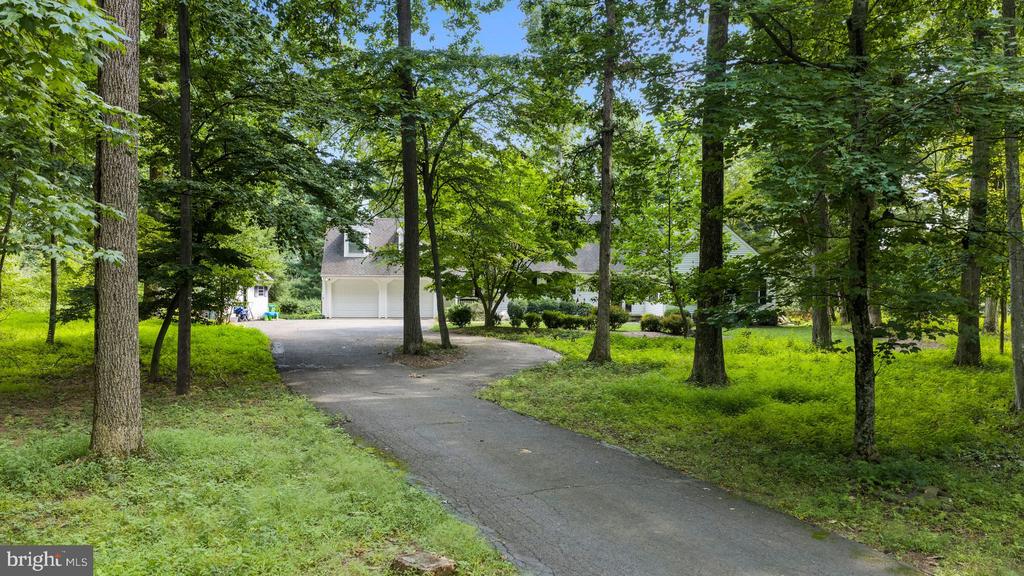 42 HARBOURTON WOODSVILLE