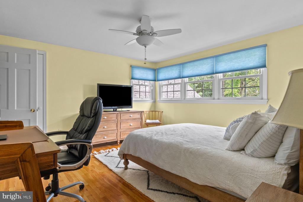 42 HARBOURTON WOODSVILLE