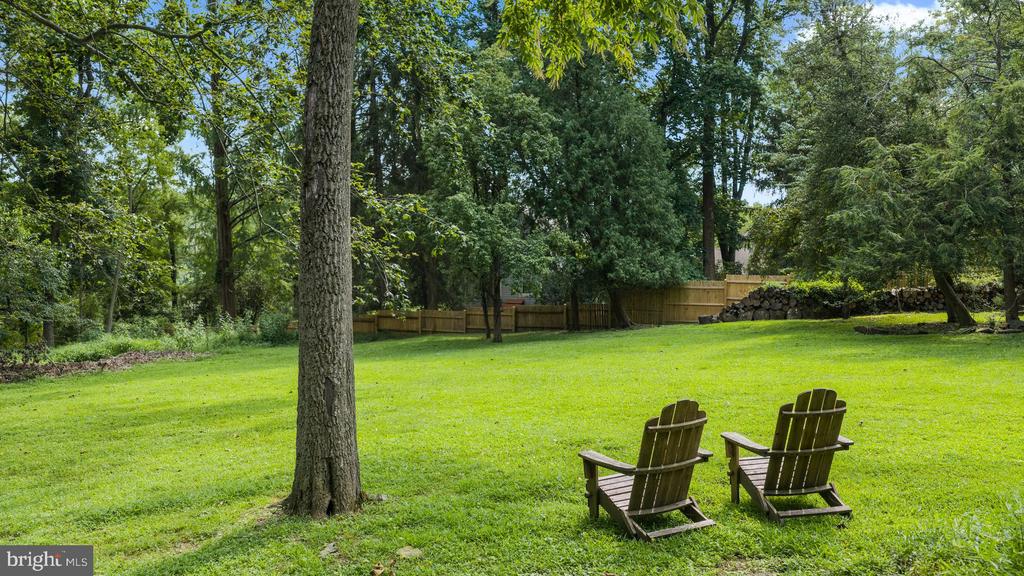42 HARBOURTON WOODSVILLE