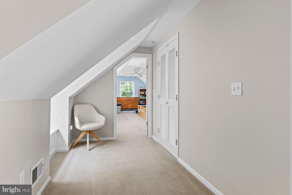 42 HARBOURTON WOODSVILLE