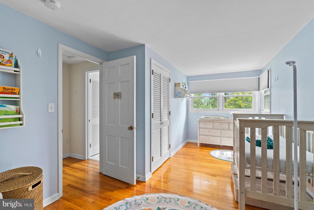 42 HARBOURTON WOODSVILLE