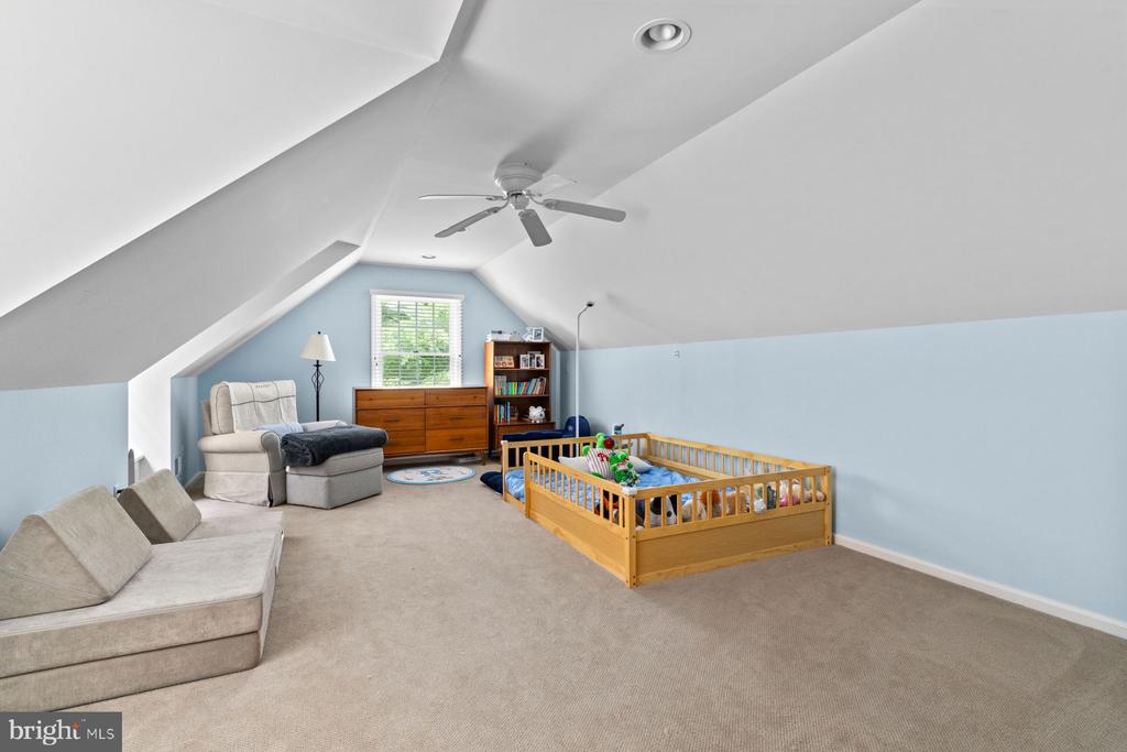 42 HARBOURTON WOODSVILLE
