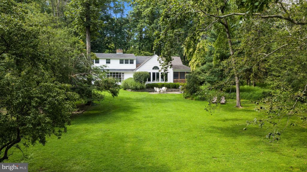 42 HARBOURTON WOODSVILLE
