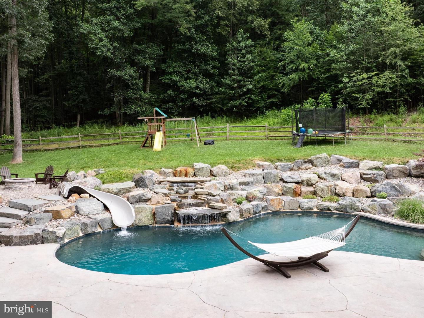 317 Blandon Rd