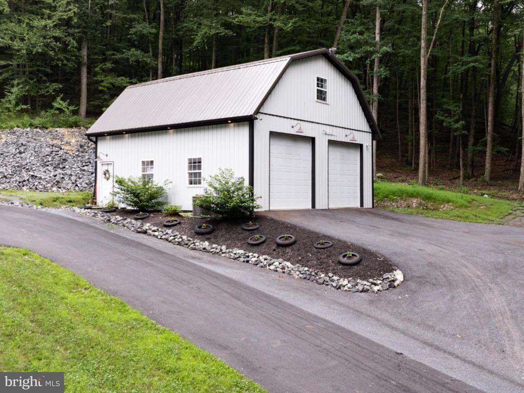 317 Blandon Rd