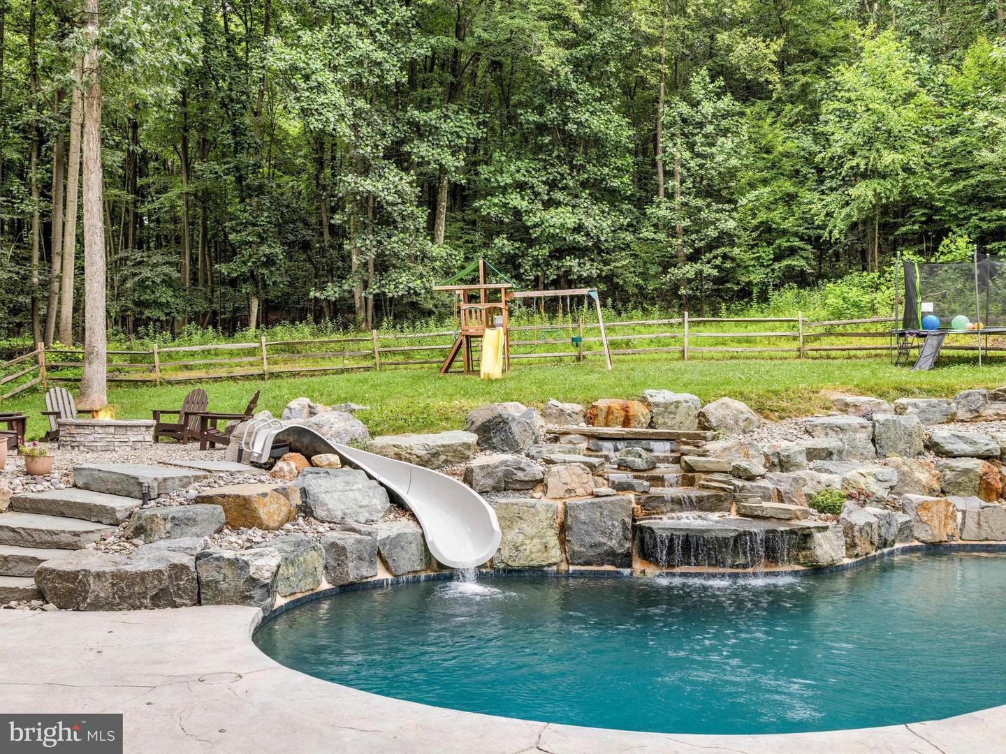 317 Blandon Rd