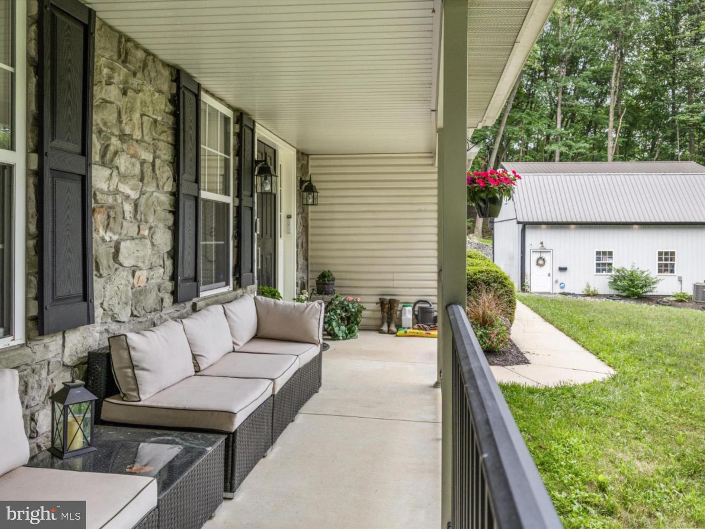 317 Blandon Rd