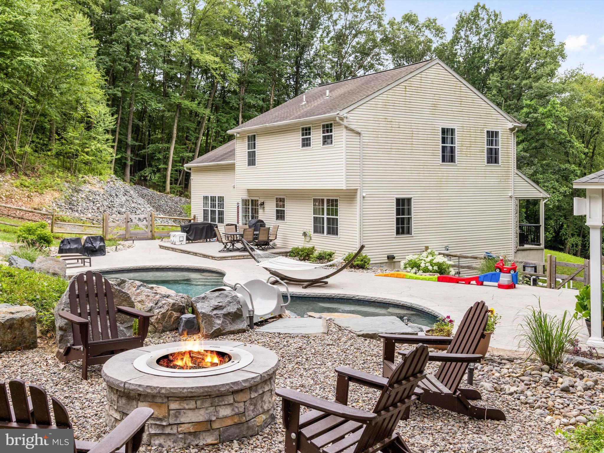 317 Blandon Rd
