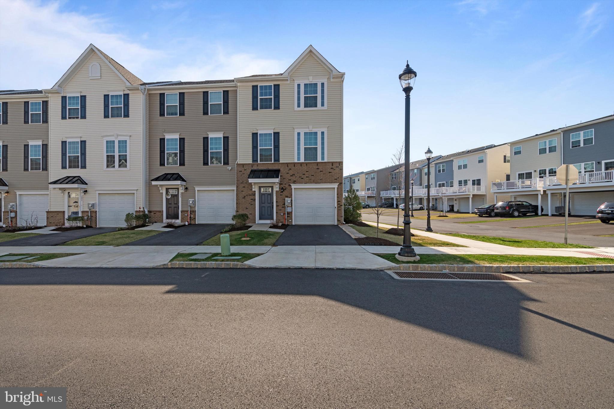 197 Station Dr