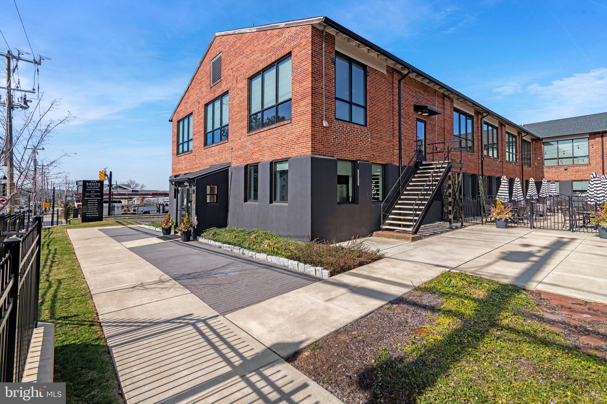 197 Station Dr