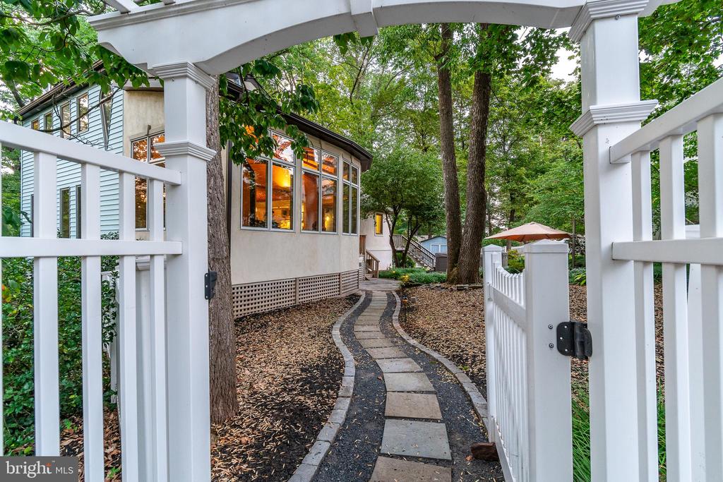 85 Kiltie Dr