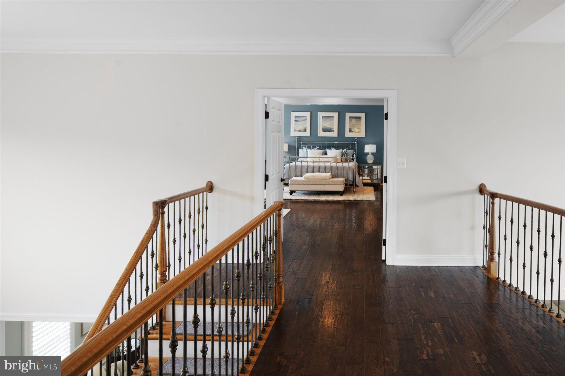 16 Hibbs Ln