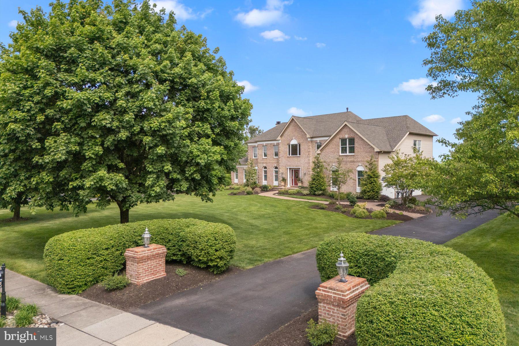 16 Hibbs Ln