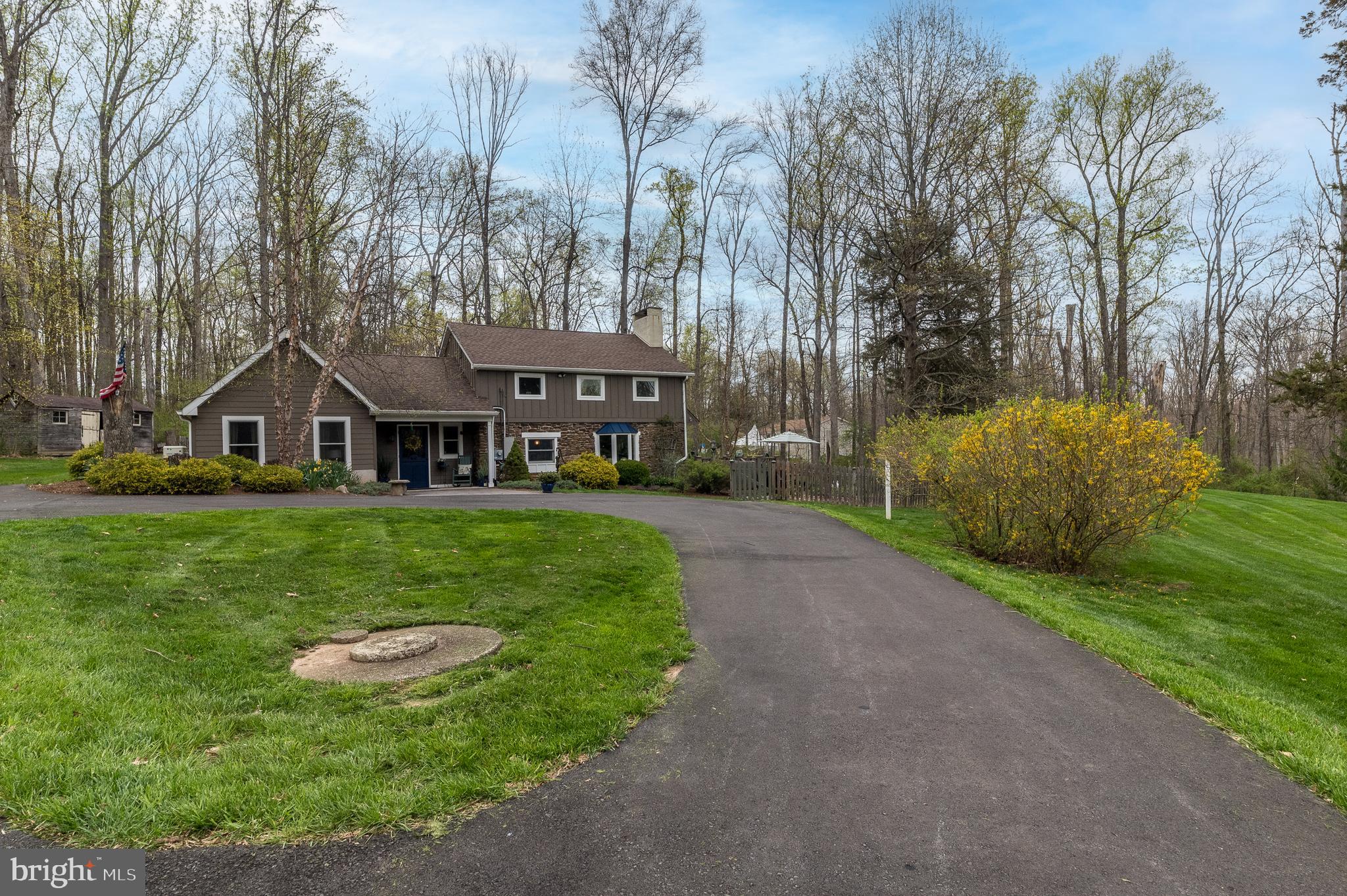 467 Lonely Cottage Rd