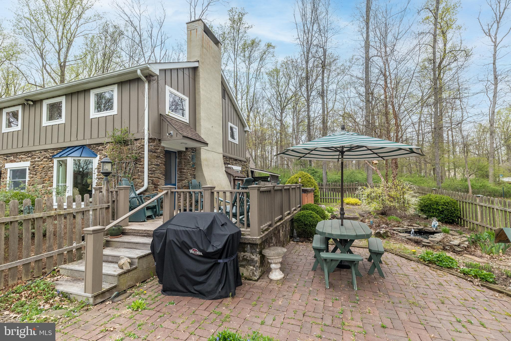 467 Lonely Cottage Rd