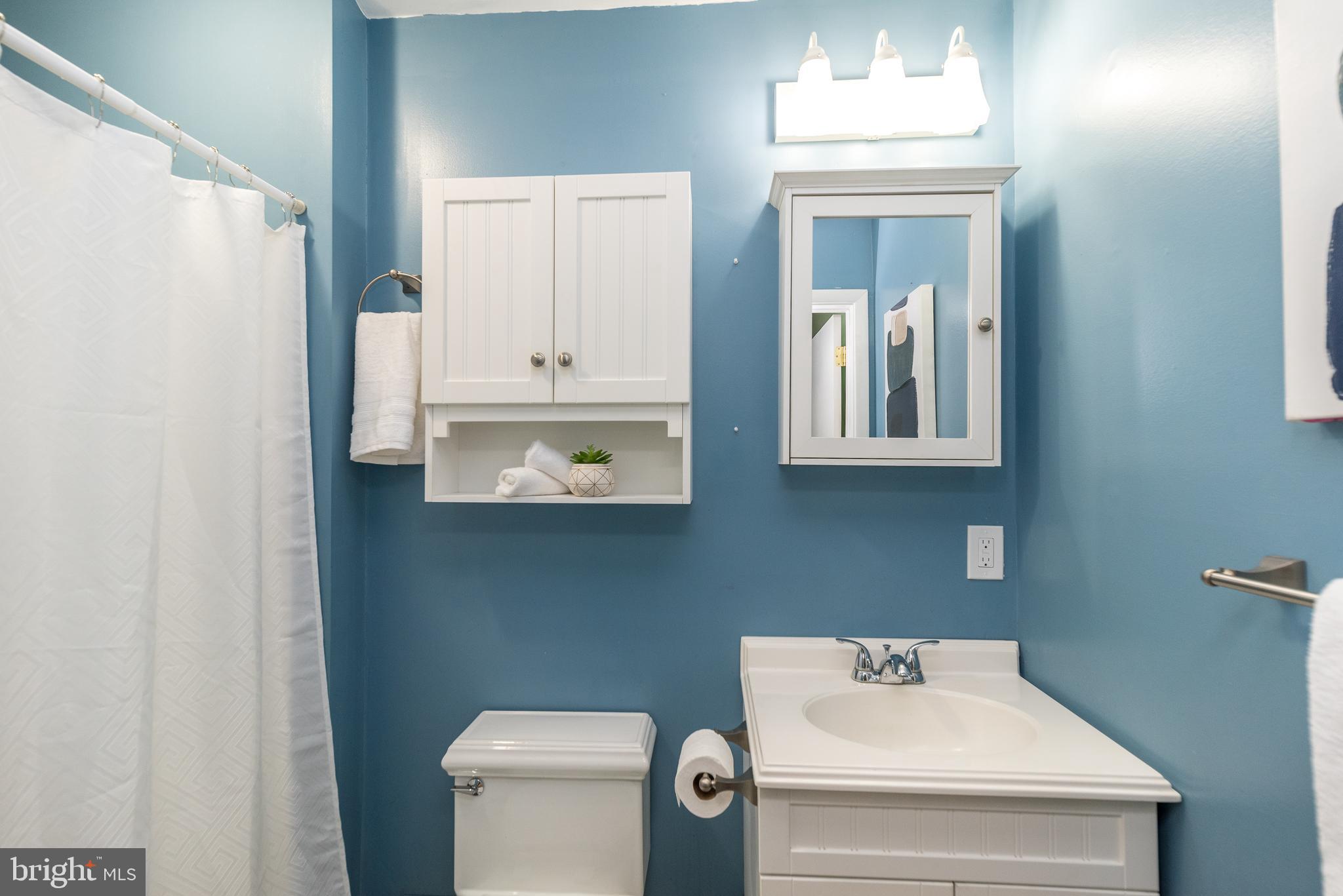 878 Sandy Ridge Rd E