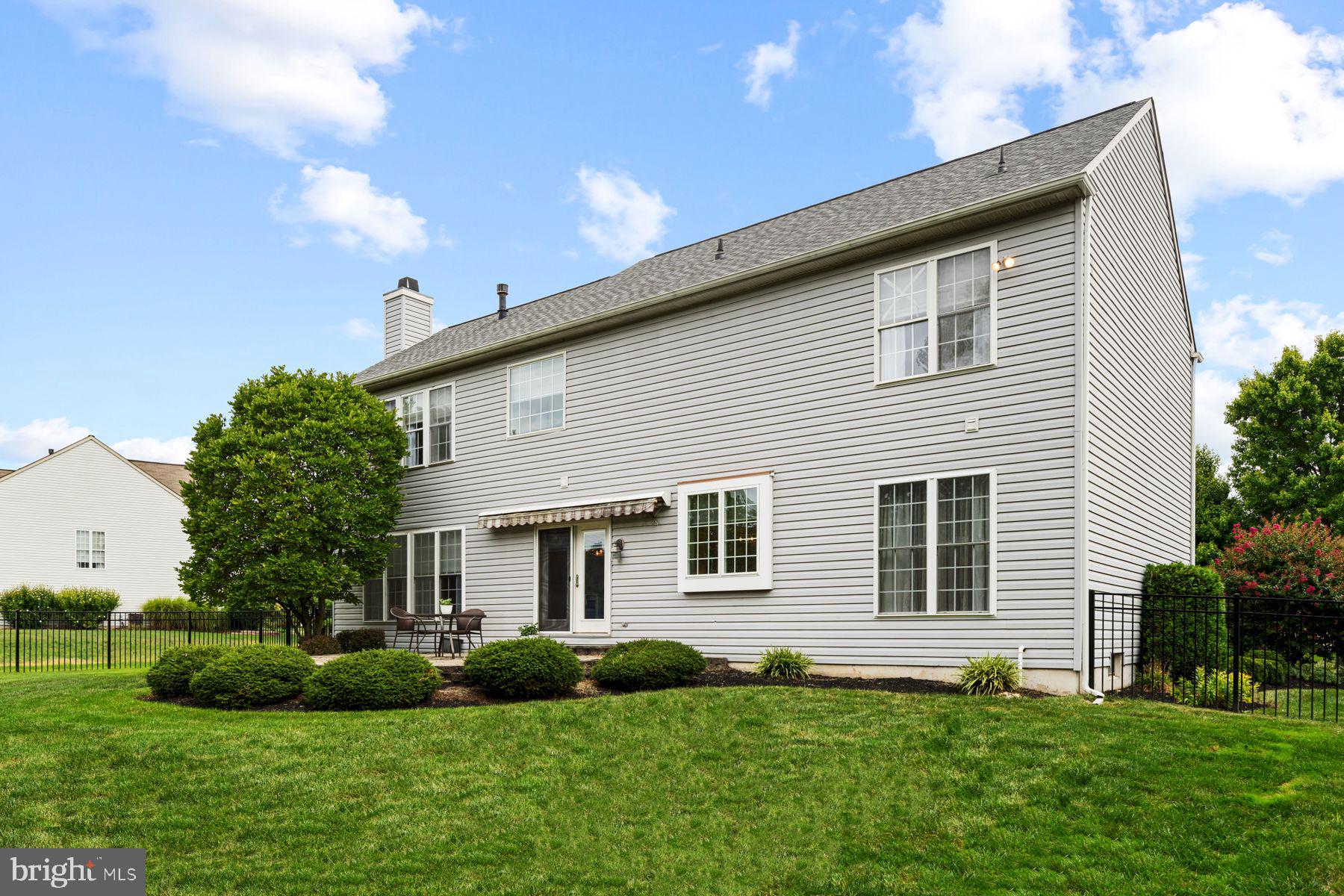 16 Susanna Way
