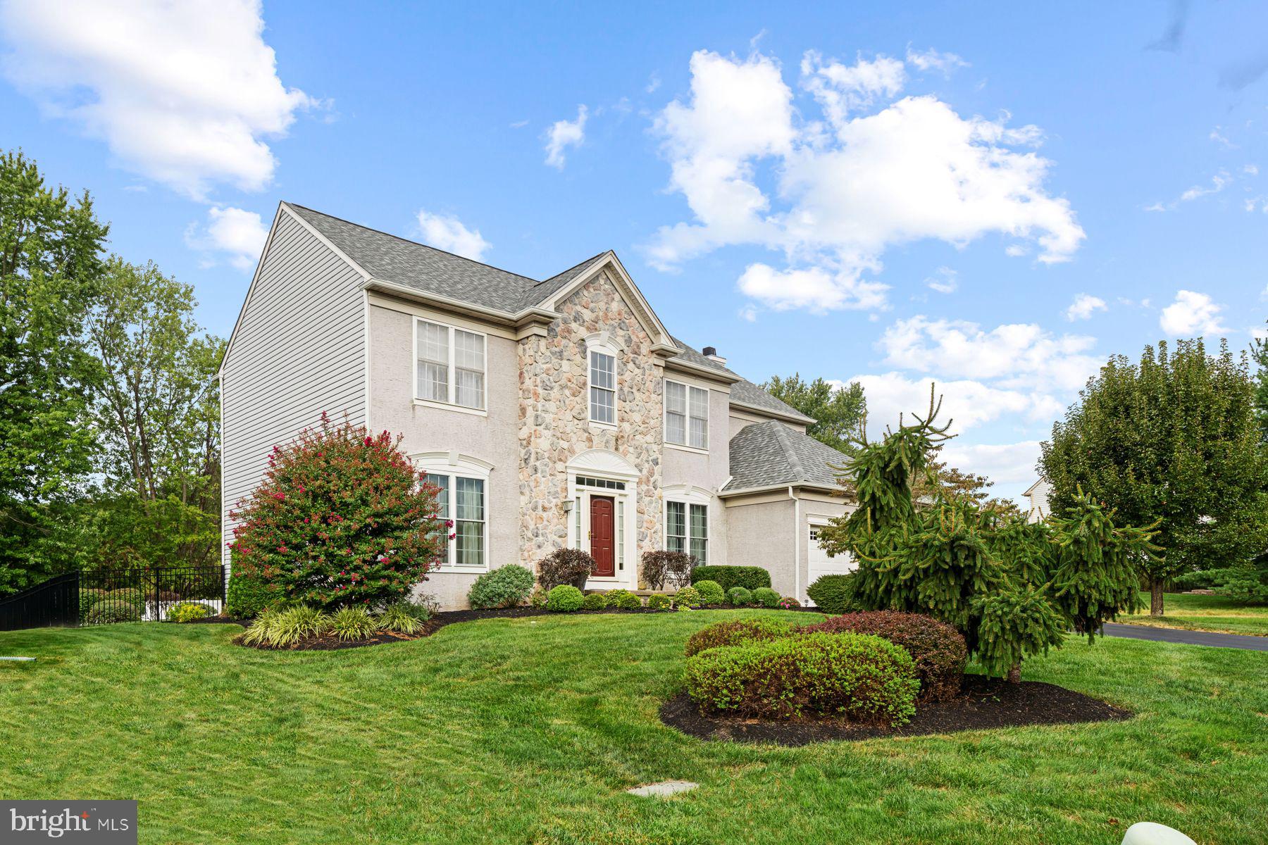 16 Susanna Way