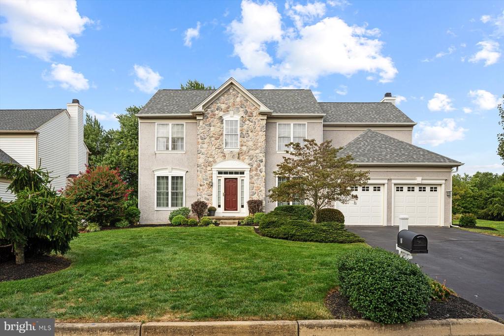 16 Susanna Way